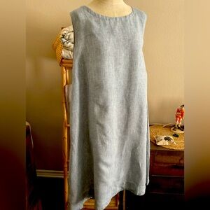 NWT Eileen Fisher Women 100% Linen Soft Gray Midi Dress. Size 2X.